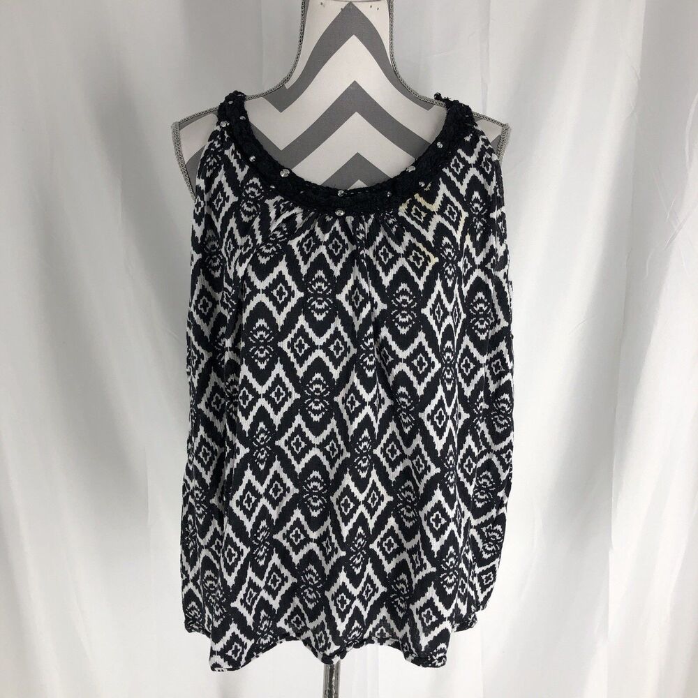 Notations Tank Top Sleeveless Black Geometric Scoop Neck 2X